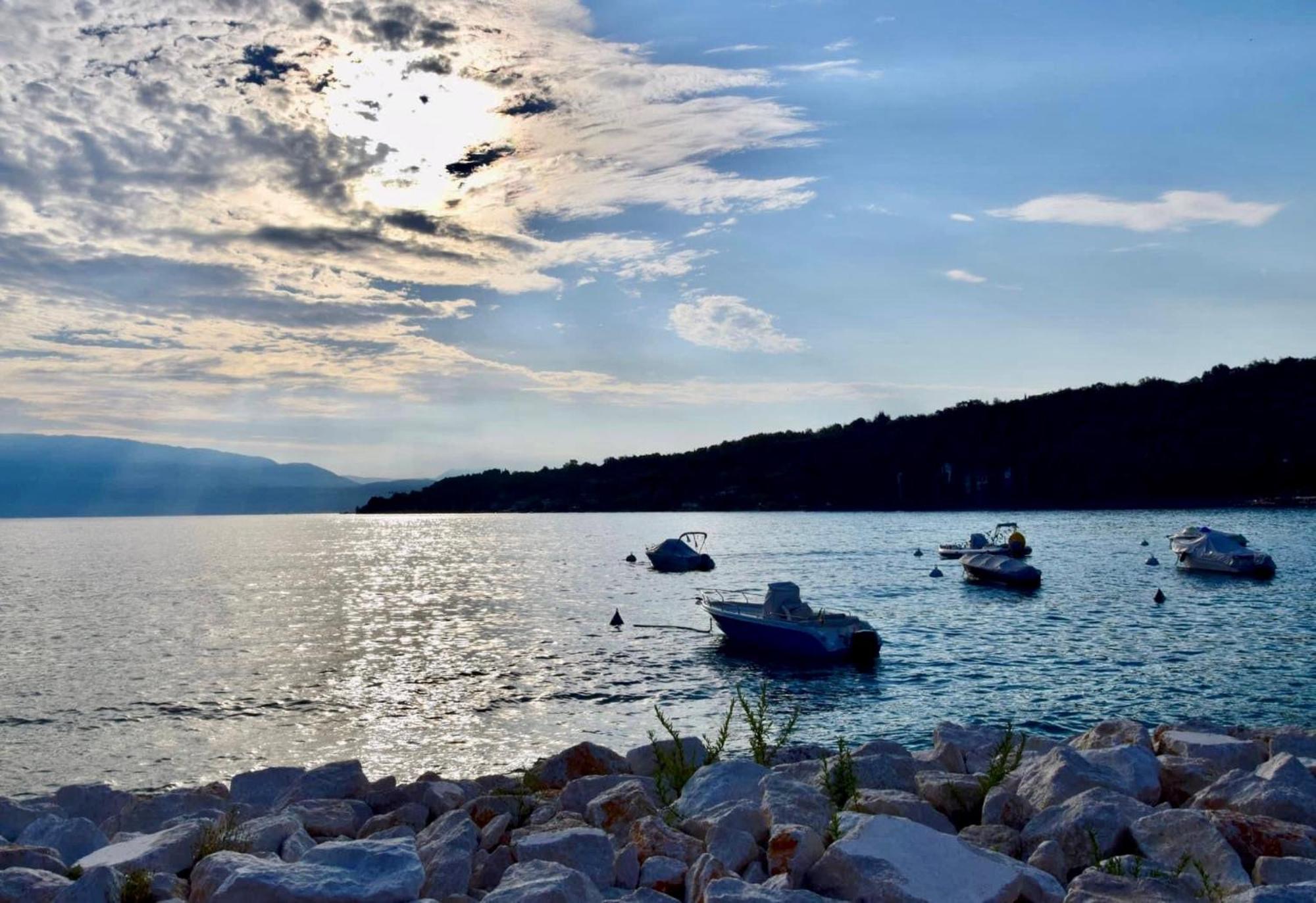 Villa Donne Del Lago Vittoria Salò Exteriör bild